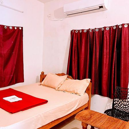 Gt Guest House Virāmpattinam 外观 照片